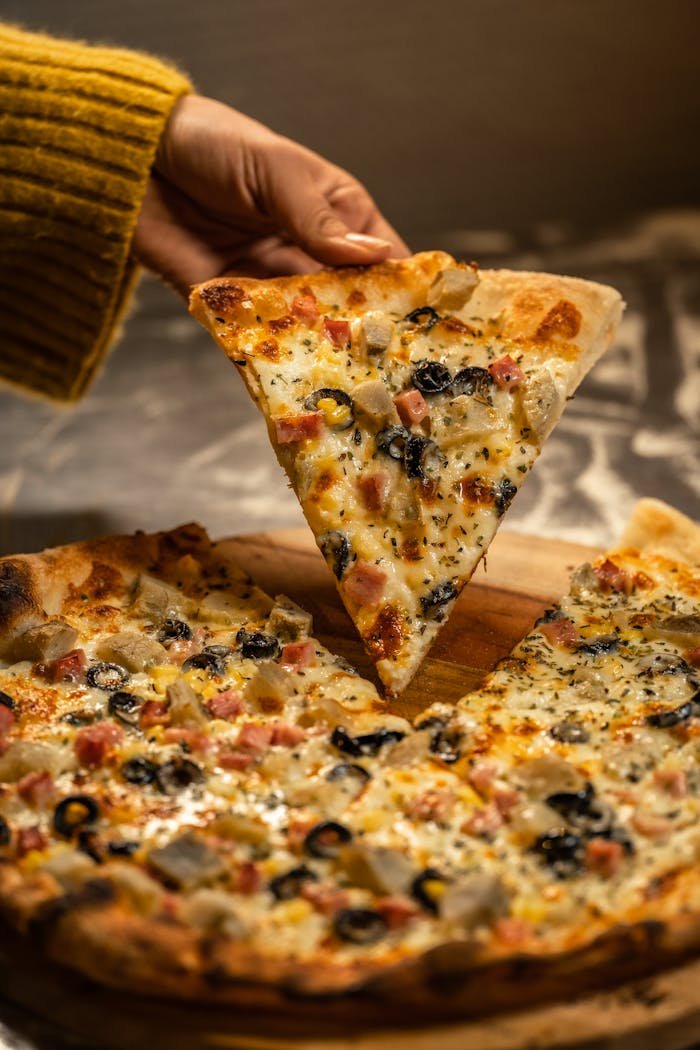 Roma's Pizzeria team or workspace